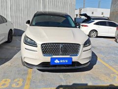 Lincoln Explorer 2.0T FWD Premium - фото 2