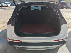 Lincoln Explorer 2.0T FWD Premium - фото 4
