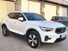 Volvo XC40 B3 Smart Remote Luxury Edition - фото 3