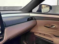 Lexus ES 200 Premium Edition - ფოტო 12