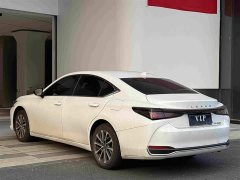 Lexus ES 200 Premium Edition - ფოტო 4