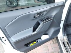 Toyota RAV4 Dual Engine 2.0L FWD Luxury - photo 7
