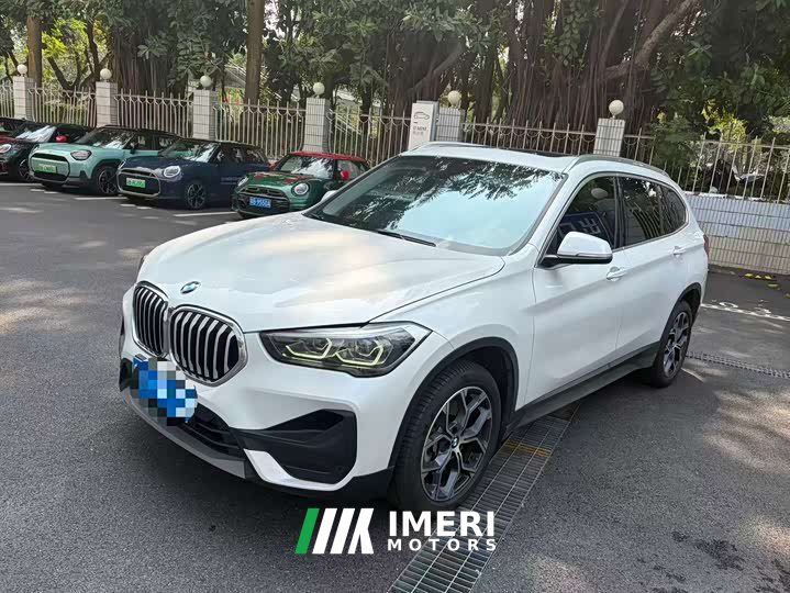 BMW X1 sDrive25Li Premier - автомобиль из Китая