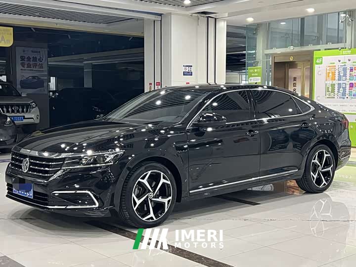 Volkswagen Passat 330TSI Elite
