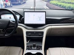 BYD Song Plus New Energy DM-i 110km Flagship Honors Edition - photo 17