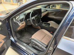 Lexus ES 200 Premium Edition - ფოტო 5