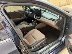 Lexus ES 200 Premium Edition - ფოტო 8