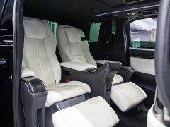Lexus LM 300h Four-Seat Royal Edition - photo 7