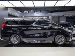 Lexus LM 300h Four-Seat Royal Edition - photo 9
