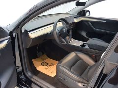 Tesla Model Y Rear-Wheel Drive - ფოტო 5