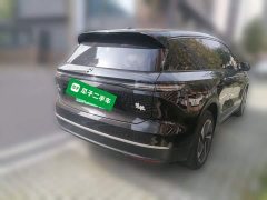 NIO ES8 75kWh Executive - ფოტო 4