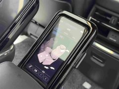 Toyota Vellfire Crown Hybrid 2.5L Executive Premier Edition - photo 13