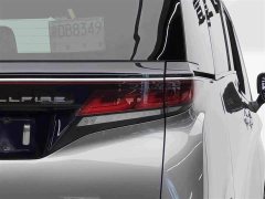 Toyota Vellfire Crown Hybrid 2.5L Executive Premier Edition - photo 6
