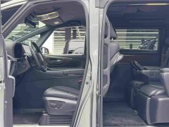 Toyota Vellfire Crown Hybrid 2.5L Executive Premier Edition - photo 8