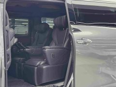 Toyota Vellfire Crown Hybrid 2.5L Executive Premier Edition - photo 9