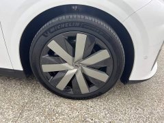Li Auto i6 Two-Wheel Drive Standard - ფოტო 14