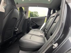 Tesla Model Y Rear-Wheel Drive - ფოტო 11