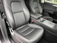 Tesla Model Y Rear-Wheel Drive - ფოტო 8
