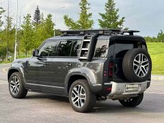 Land Rover Defender 110 3.0T P400 Dark Edition - photo 15