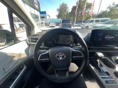 Toyota Gravia 2.5L Hybrid Comfort Edition - photo 9