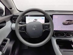 Leapmotor C01 EREV 216 Exclusive Edition - ფოტო 11