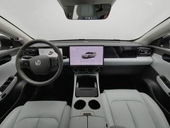 Leapmotor C01 EREV 216 Exclusive Edition - ფოტო 5