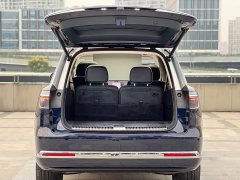 AITO M9 Extended Range Ultra 6-Seater - ფოტო 4