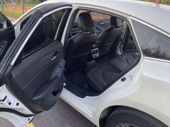 Toyota Avalon Hybrid 2.5L Luxury National V - photo 8