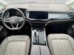 Volkswagen Viloran 330TSI Luxury - ფოტო 8