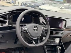 Volkswagen Taos 380TSI AWD Luxury Smart Connected Pro - фото 17