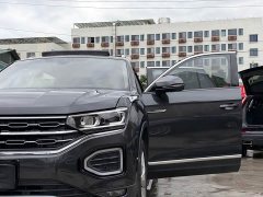 Volkswagen Taos 380TSI AWD Luxury Smart Connected Pro - фото 18