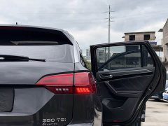 Volkswagen Taos 380TSI AWD Luxury Smart Connected Pro - фото 20