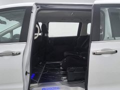 Honda Odyssey 2.0L e:HEV Sharp Comfort Edition - ფოტო 15