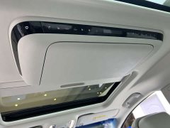 Buick GL8 New Energy Luzun Respect Edition 7-Seater - photo 10
