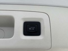 Buick GL8 New Energy Luzun Respect Edition 7-Seater - photo 13