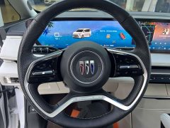 Buick GL8 New Energy Luzun Respect Edition 7-Seater - photo 9