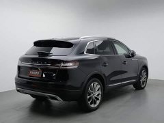 Lincoln Explorer 2.0T AWD Premium - ფოტო 2