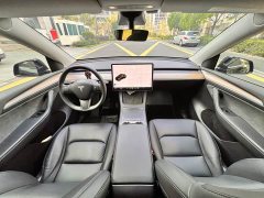 Tesla Model Y Standard Range RWD - ფოტო 7