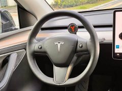 Tesla Model Y Standard Range RWD - ფოტო 8