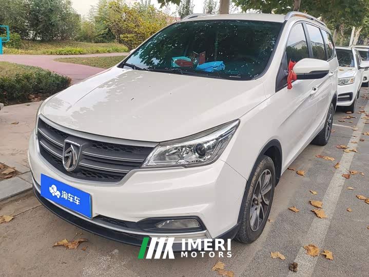 Baojun 730 1.5L Manual Fashion Edition 7-seater China VI - car from China