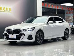 BMW 5 Series 530Li Luxury M Sport Package - photo 1