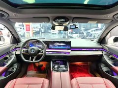 BMW 5 Series 530Li Luxury M Sport Package - photo 7