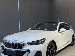 BMW 5 Series 525Li M Sport Package - фото 1