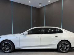 BMW 5 Series 525Li M Sport Package - фото 4
