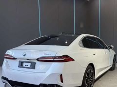BMW 5 Series 525Li M Sport Package - фото 6