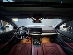 BMW 5 Series 525Li M Sport Package - фото 9