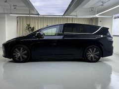 Li Auto i8 Standard Edition - ფოტო 4