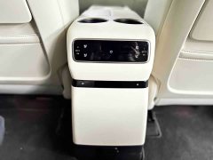 Li Auto i8 Standard Edition - ფოტო 8