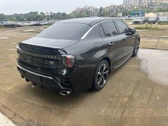 Lynk & Co 03 1.5T DCT Vigor Plus - ფოტო 17