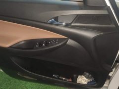 Buick GL6 323T Hybrid Connected Luxury - ფოტო 7